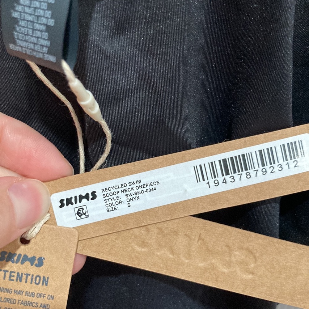 Skims NWT Black Swim Scoop Neck One Piece SZ XS, S, M, L - Picture 6 of 13